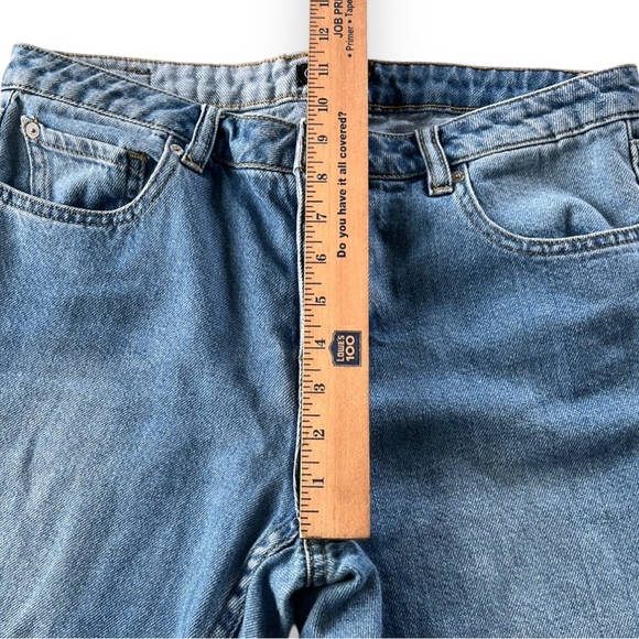 Volcom Georgia May Jagger GMJ Boyfriend Grommet Jean Light Blue Size 27 - Picture 9 of 15